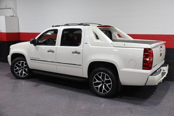 2012 Chevrolet Avalanche LTZ 4WD 4dr Truck Chicago IL