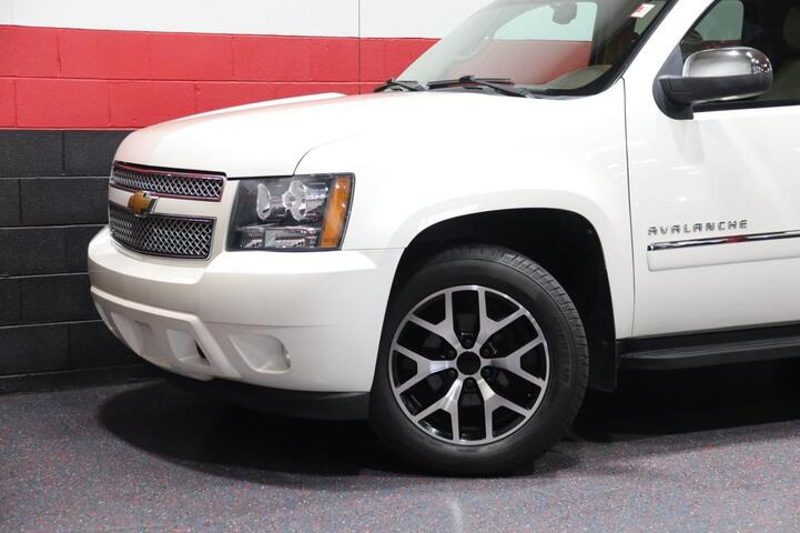 2012 Chevrolet Avalanche LTZ 4WD 4dr Truck Chicago IL