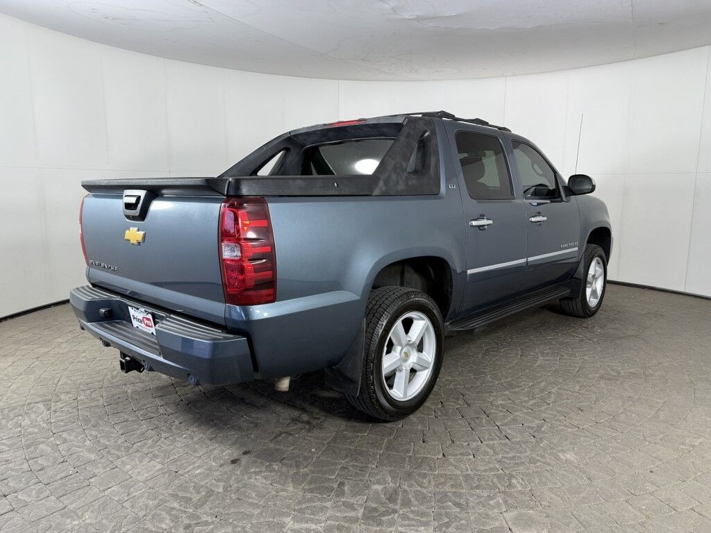 2012 Chevrolet Avalanche LTZ 4WD Maumee OH