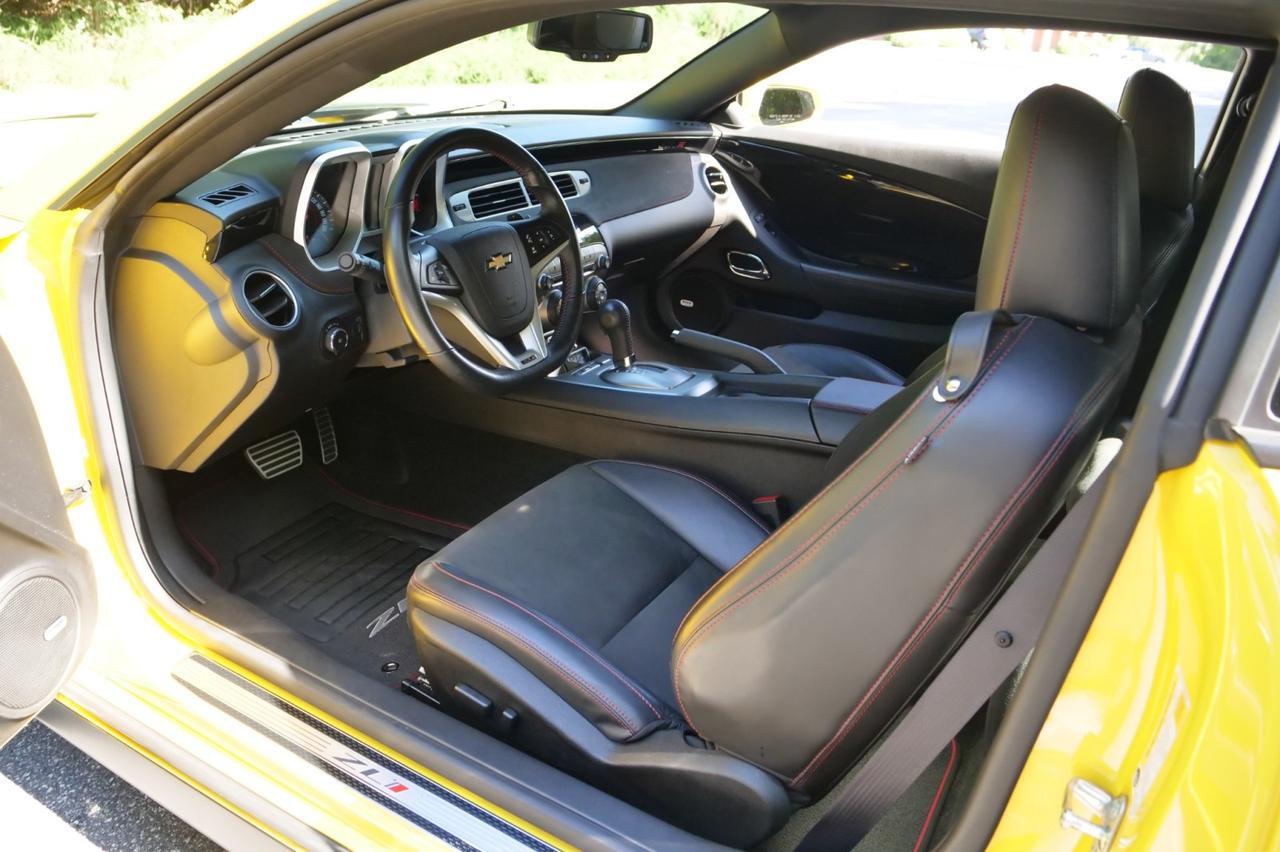 2012 Chevrolet Camaro ZL1 / 6.2L Supercharged V8 / Brembo Brakes! Lincolnton NC