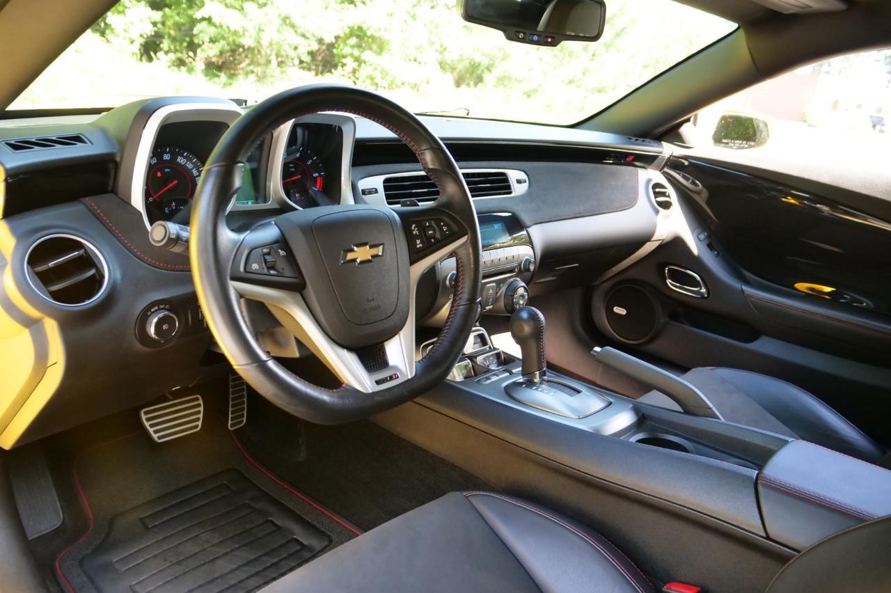 2012 Chevrolet Camaro ZL1 / 6.2L Supercharged V8 / Brembo Brakes! Lincolnton NC