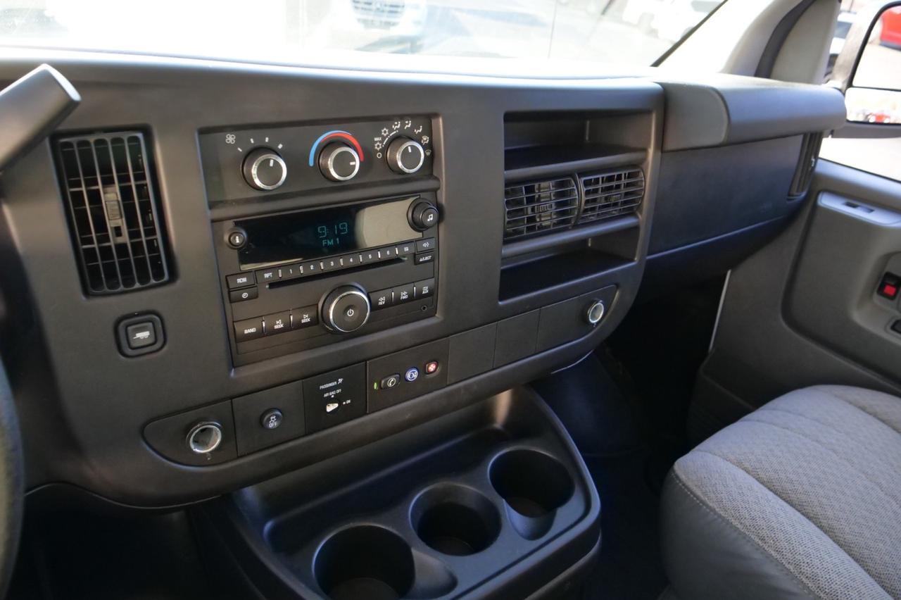 2012 Chevrolet Express 3500 LT / 15 Passenger Van / 6.0L V8! Lincolnton NC