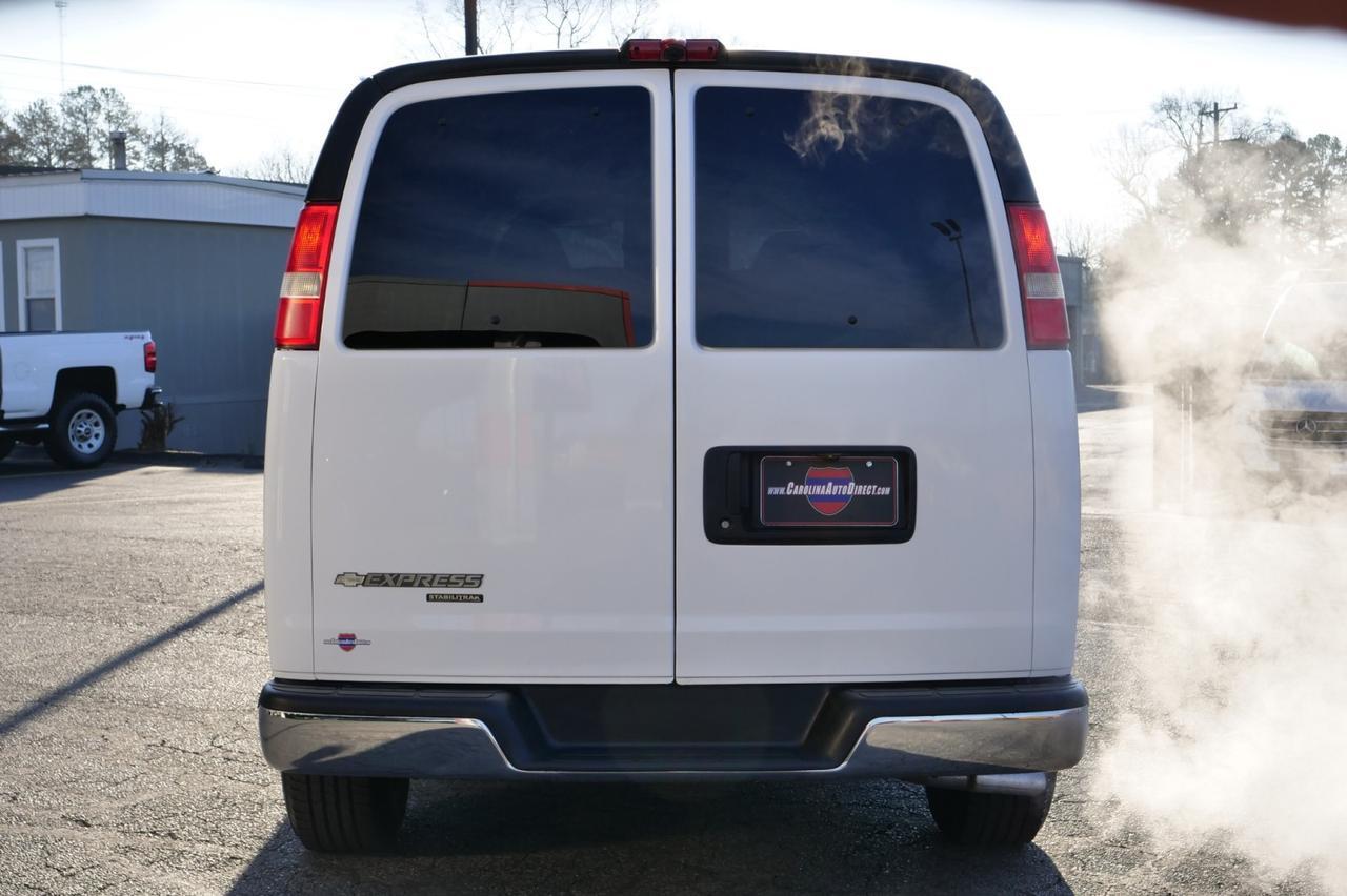 2012 Chevrolet Express 3500 LT / 15 Passenger Van / 6.0L V8! Lincolnton NC