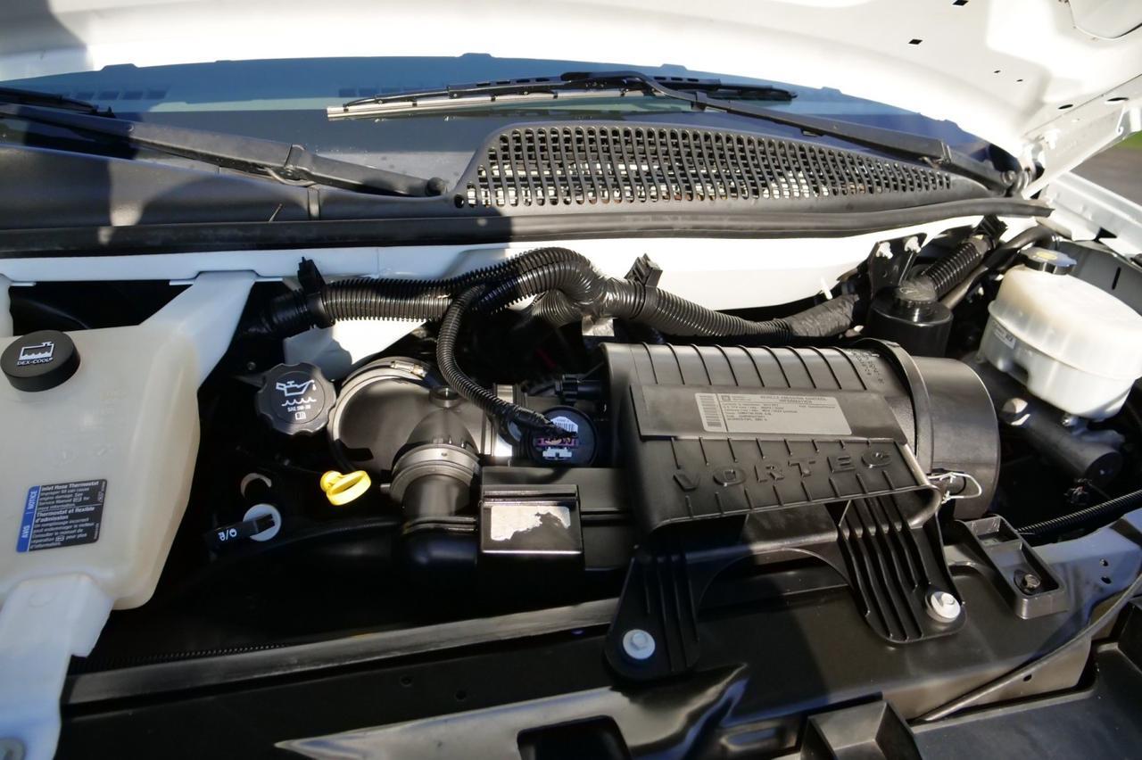 2012 Chevrolet Express 3500 LT / 15 Passenger Van / 6.0L V8! Lincolnton NC