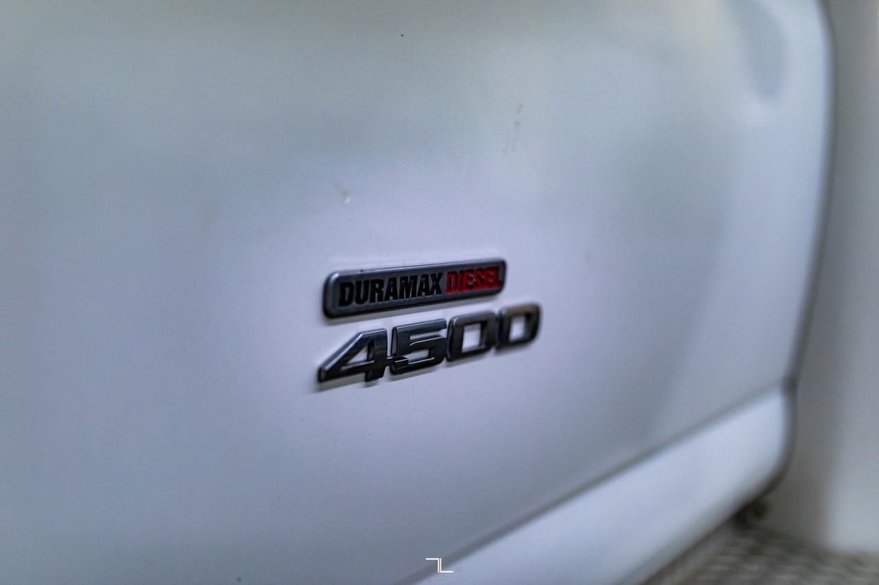 2012 Chevrolet Express 4500 Handi Bus Diesel Wheelchair Lift Red Deer AB