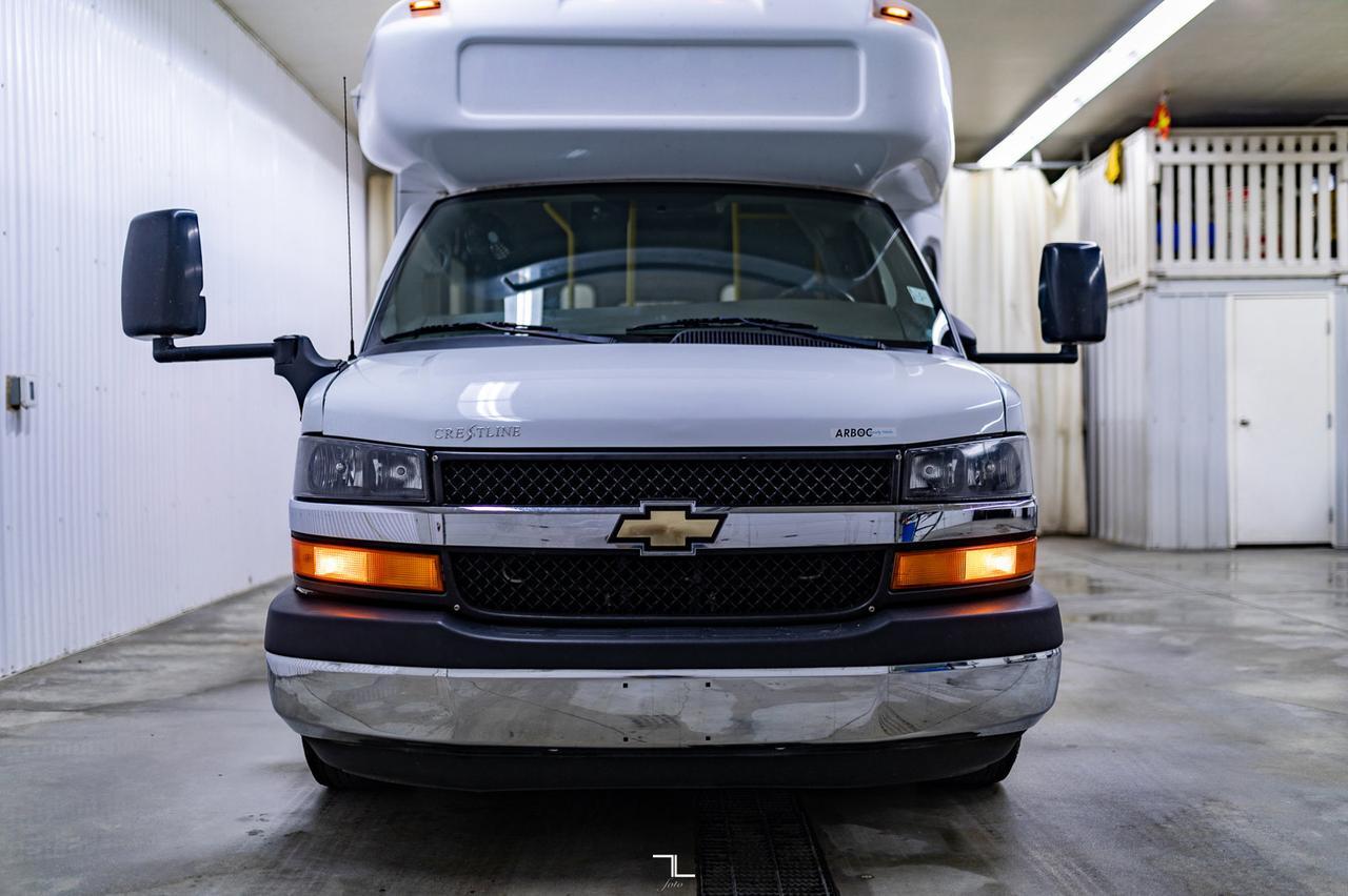 2012 Chevrolet Express 4500 Handi Bus Diesel Wheelchair Lift Red Deer AB