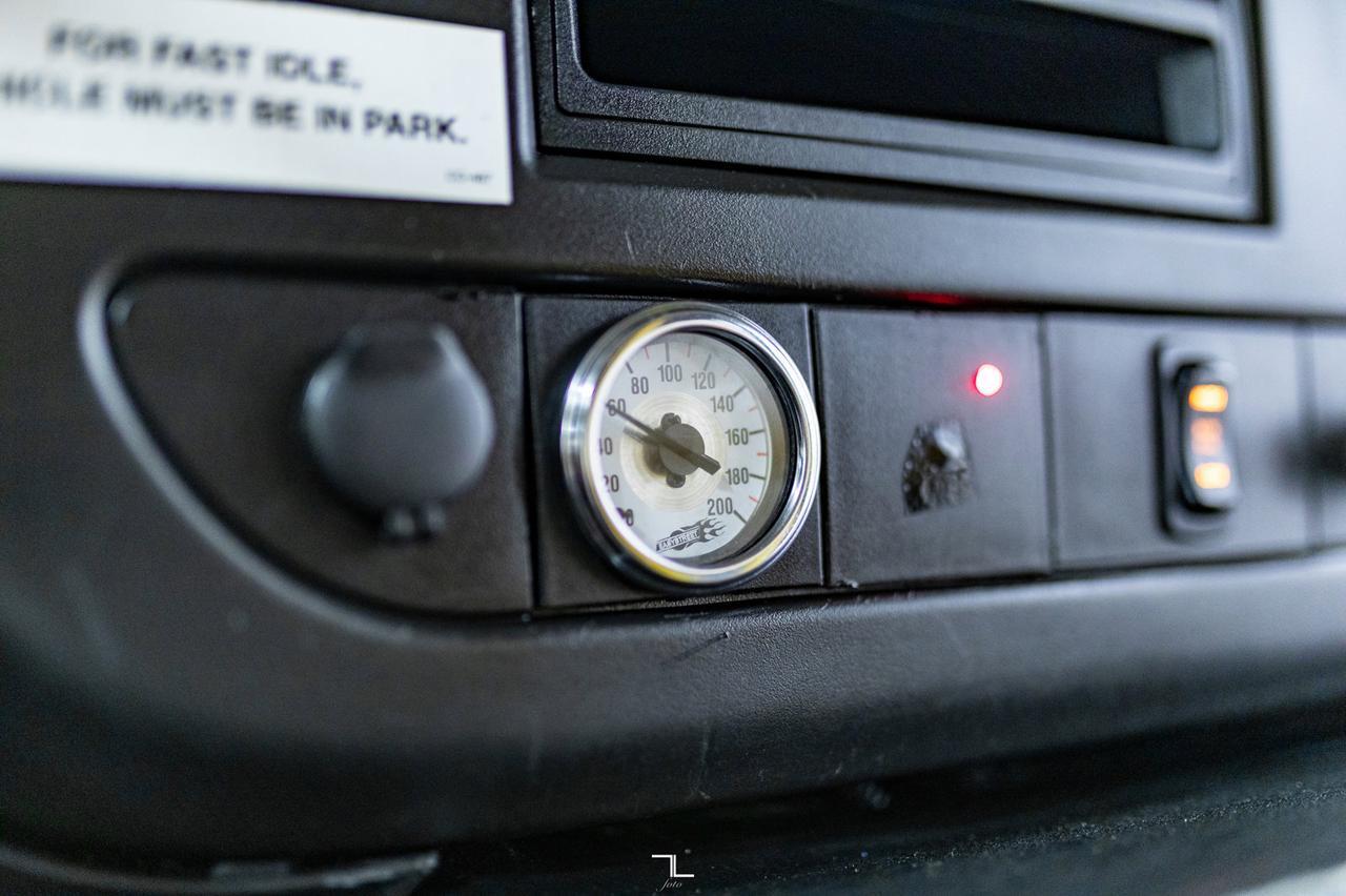 2012 Chevrolet Express 4500 Handi Bus Diesel Wheelchair Lift Red Deer AB