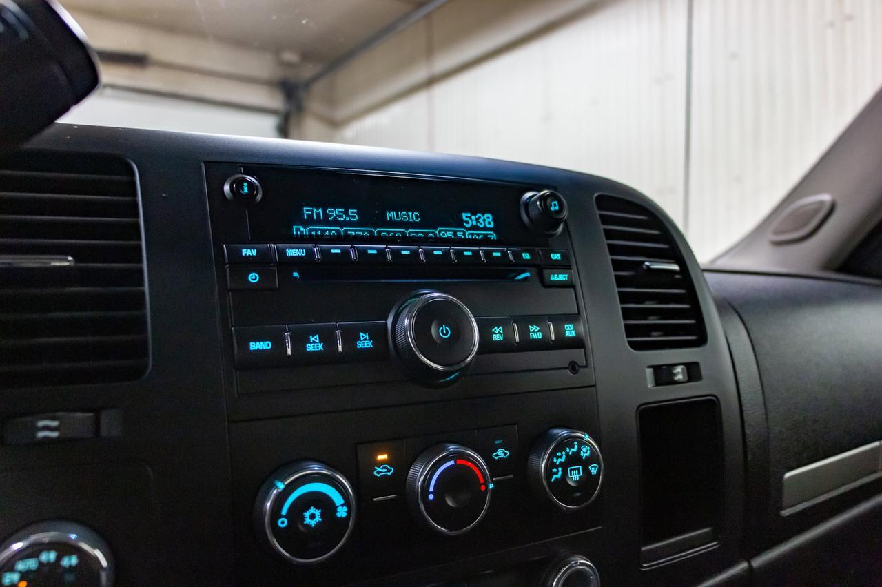 2012 Chevrolet Silverado 1500 4x4 Crew Cab LT BCam Red Deer AB