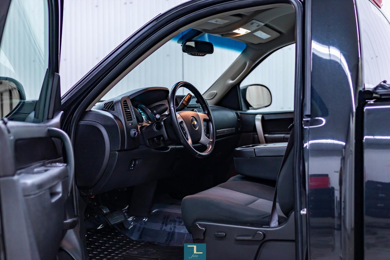 2012 Chevrolet Silverado 1500 4x4 Reg Cab LT Z71 Short Box Red Deer AB