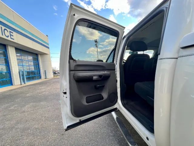 2012 Chevrolet Silverado 1500 Crew Cab LT Pickup 4D 5 3/4 ft Cincinnati OH