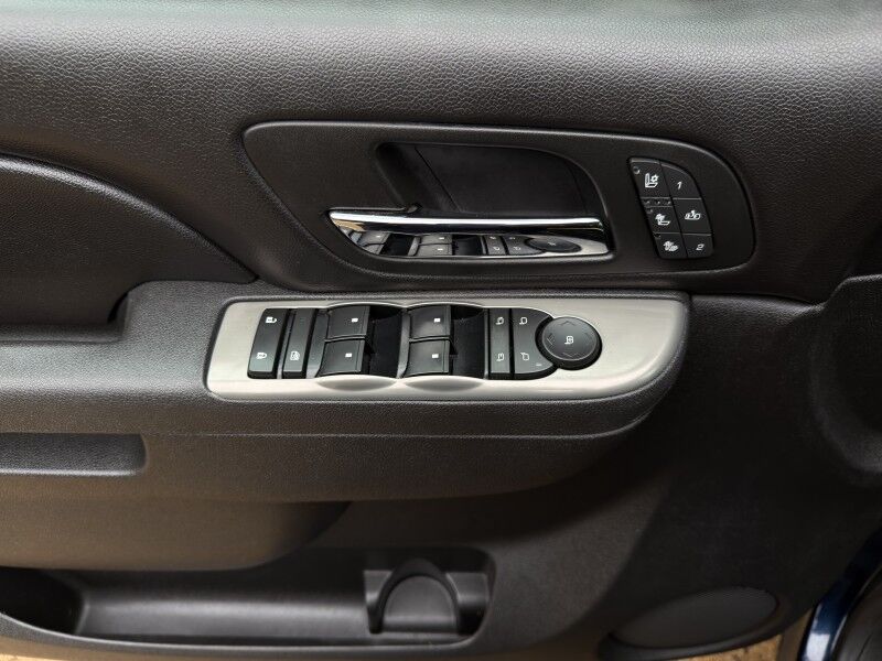 2012 Chevrolet Silverado 1500 LTZ Crew Cab 4WD Arlington VA