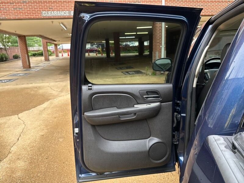 2012 Chevrolet Silverado 1500 LTZ Crew Cab 4WD Arlington VA
