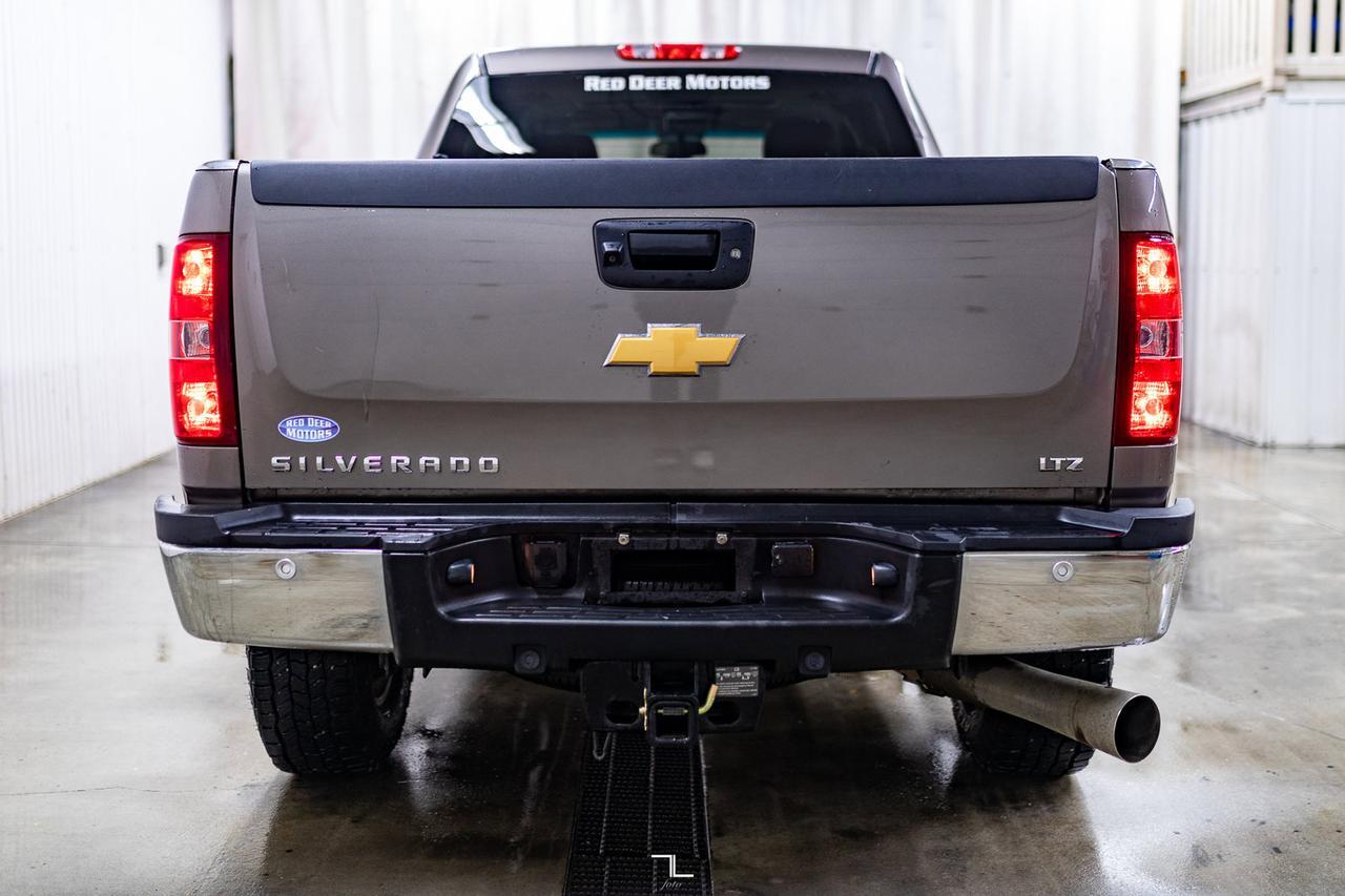 2012 Chevrolet Silverado 2500HD 4x4 Crew Cab LTZ Diesel Leather Roof Nav Red Deer AB