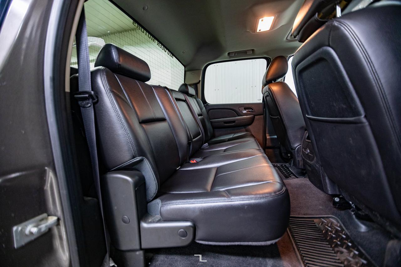 2012 Chevrolet Silverado 2500HD 4x4 Crew Cab LTZ Diesel Leather Roof Nav Red Deer AB