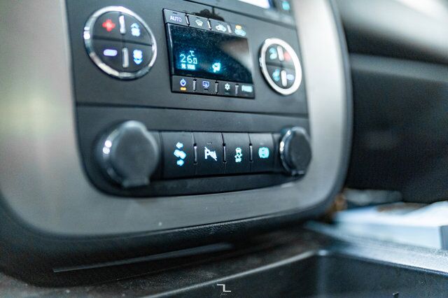 2012 Chevrolet Silverado 2500HD 4x4 Crew Cab LTZ Diesel Leather Roof Nav Red Deer AB