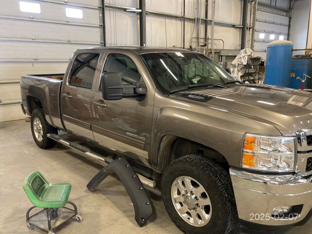 2012 Chevrolet Silverado 2500HD 4x4 Crew Cab LTZ Diesel Leather Roof Nav Red Deer AB