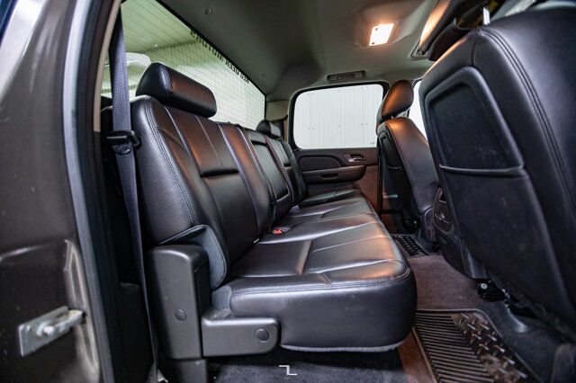 2012 Chevrolet Silverado 2500HD 4x4 Crew Cab LTZ Diesel Leather Roof Nav Red Deer AB