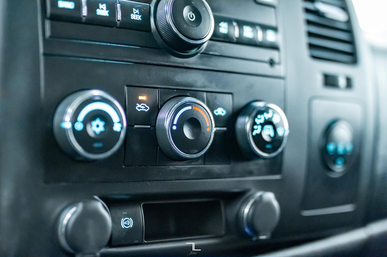 2012 Chevrolet Silverado 3500HD 4x4 Crew Cab LT Deck Diesel Red Deer AB