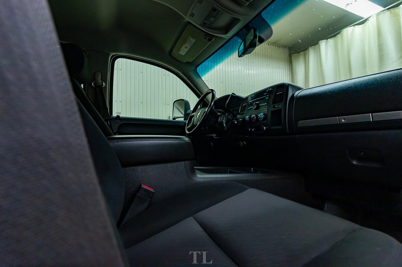 2012 Chevrolet Silverado 3500HD 4x4 Crew Cab LT Deck Red Deer AB