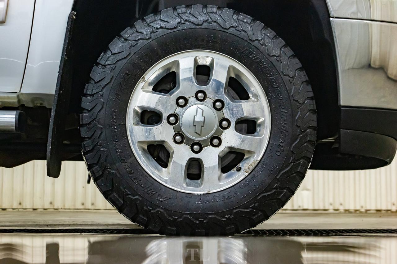 2012 Chevrolet Silverado 3500HD 4x4 Crew Cab LT Deck Red Deer AB