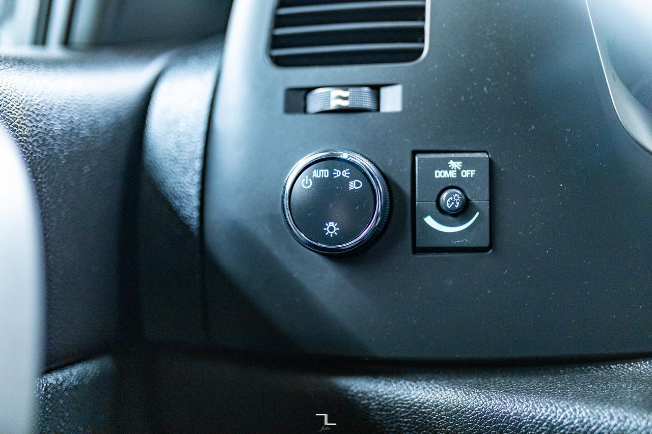 2012 Chevrolet Silverado 3500HD 4x4 Crew Cab LT Dually Diesel Red Deer AB