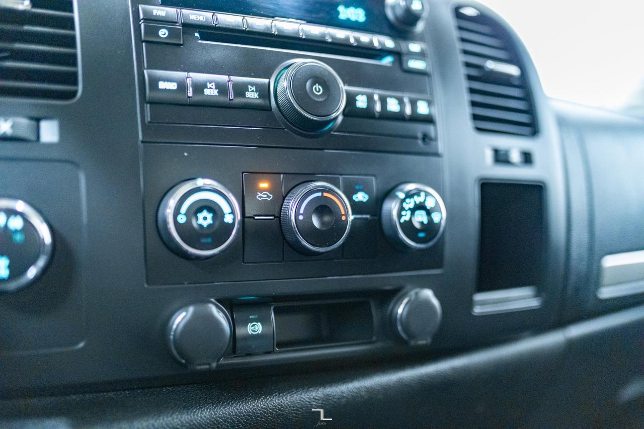 2012 Chevrolet Silverado 3500HD 4x4 Crew Cab LT Dually Diesel Red Deer AB