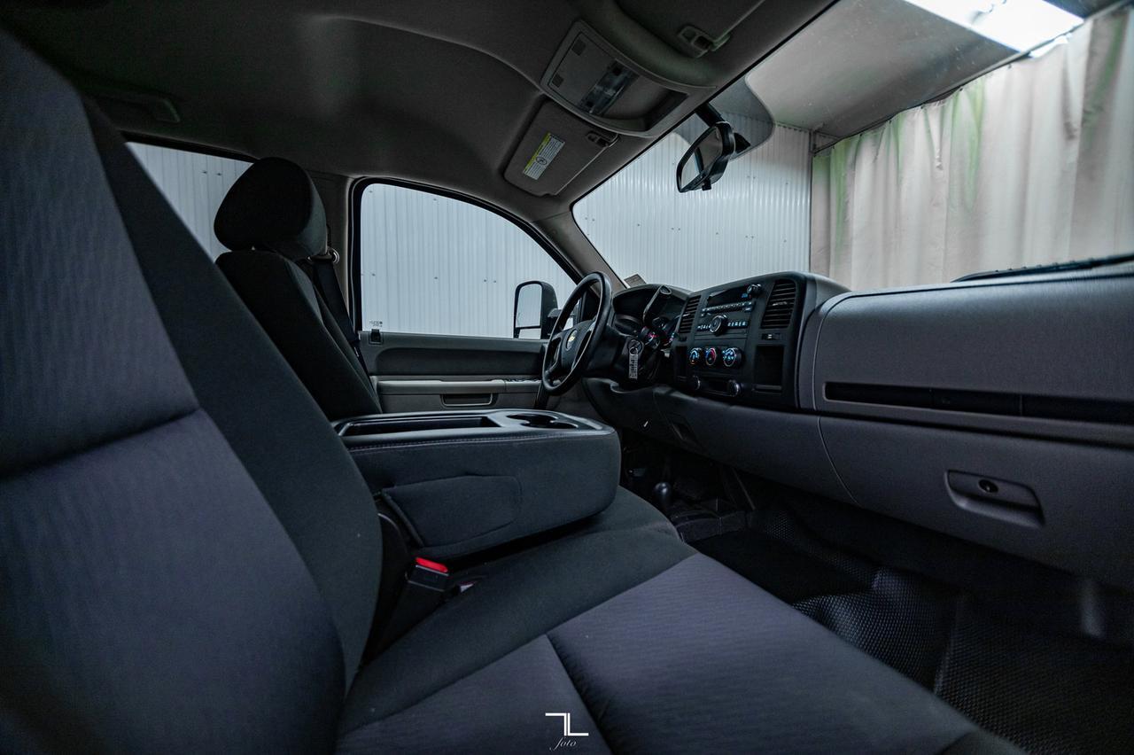 2012 Chevrolet Silverado 3500HD 4x4 Crew Cab LT Dually Red Deer AB