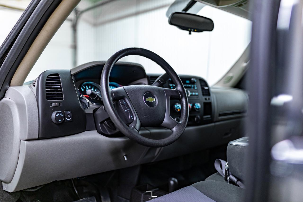 2012 Chevrolet Silverado 3500HD 4x4 Crew Cab LT Dually Red Deer AB