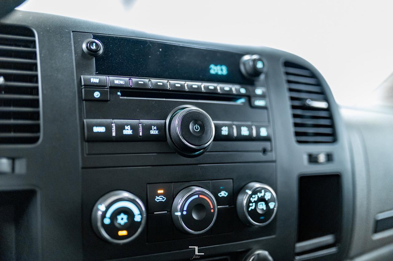 2012 Chevrolet Silverado 3500HD 4x4 Crew Cab LT Dually Red Deer AB