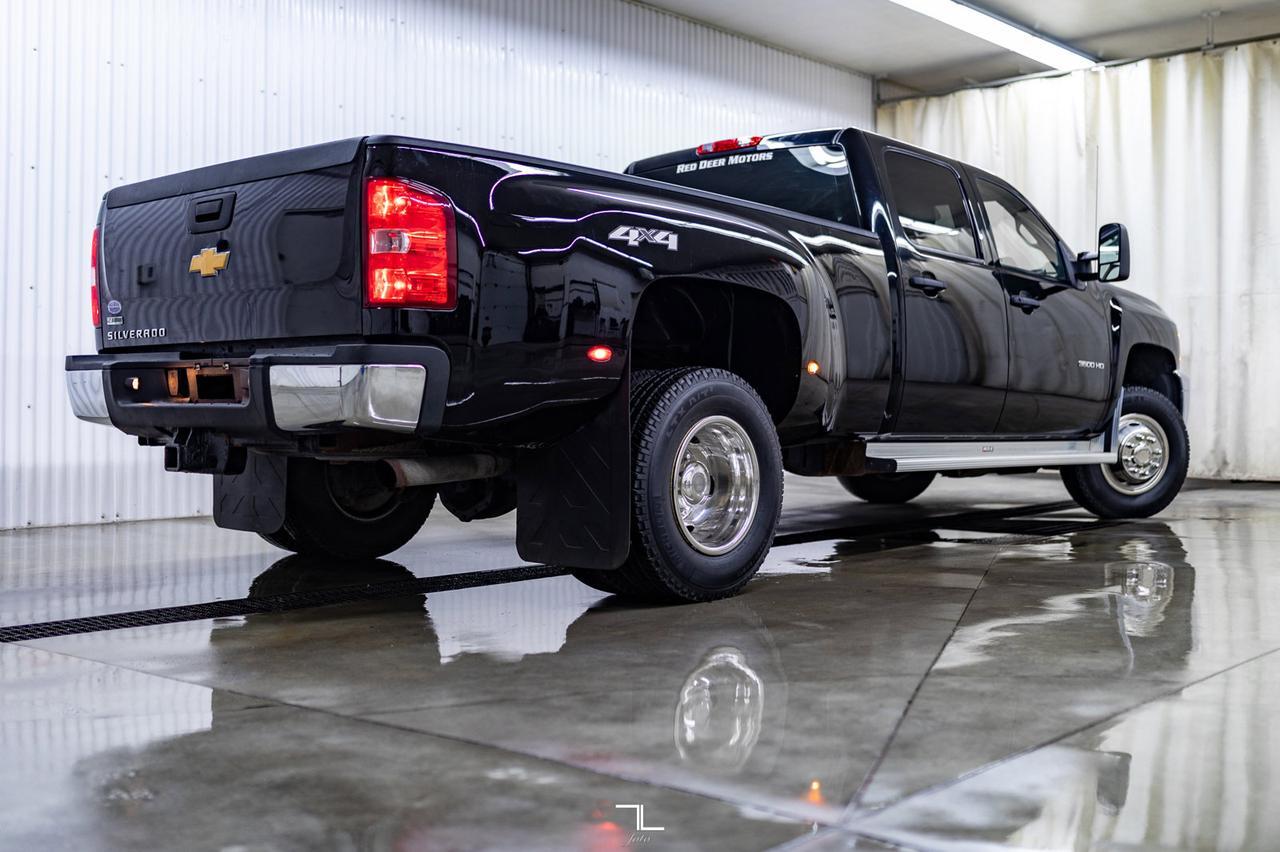 2012 Chevrolet Silverado 3500HD 4x4 Crew Cab LT Dually Red Deer AB