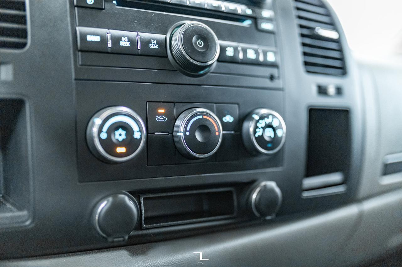 2012 Chevrolet Silverado 3500HD 4x4 Crew Cab LT Dually Red Deer AB