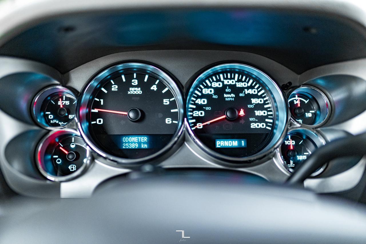 2012 Chevrolet Silverado 3500HD 4x4 Crew Cab LT Dually Red Deer AB