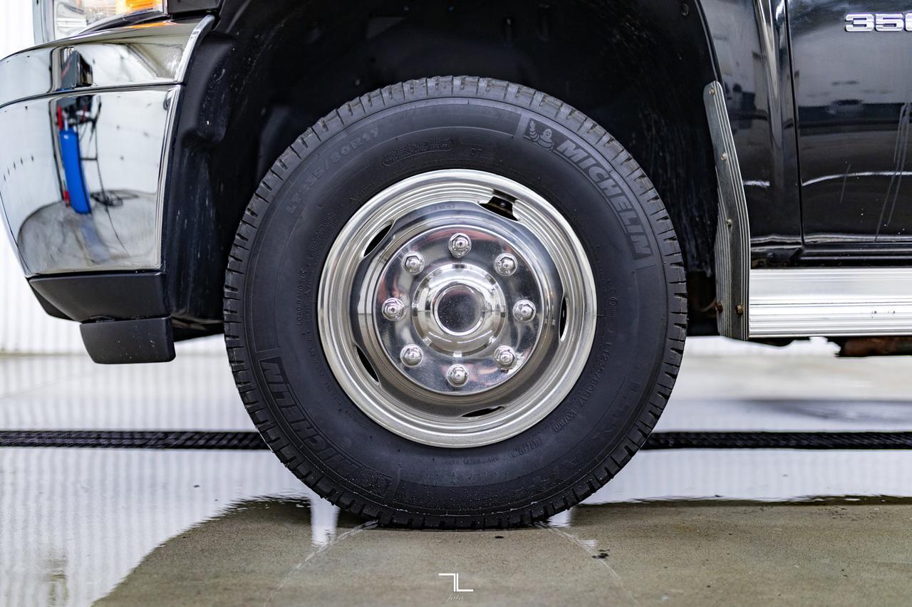 2012 Chevrolet Silverado 3500HD 4x4 Crew Cab LT Dually Red Deer AB