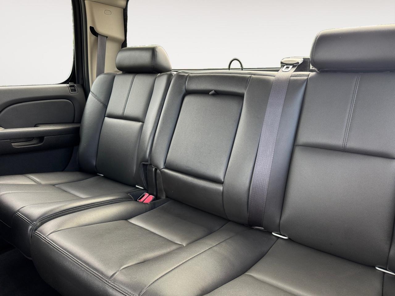 2012 Chevrolet Silverado 3500HD LTZ, 4X4, ADJUSTABLE PEDALS, AC/ HEATED SEATS, MEMORY DRIVER SEAT, ONSTAR, REMOTE START, ALL WEATHER FLOOR MATS, LONG BED, TOWING PACKAGE, THE PERFECT TRUCK IS WAITING- COME SEE IT TODAY!!! Norfolk VA