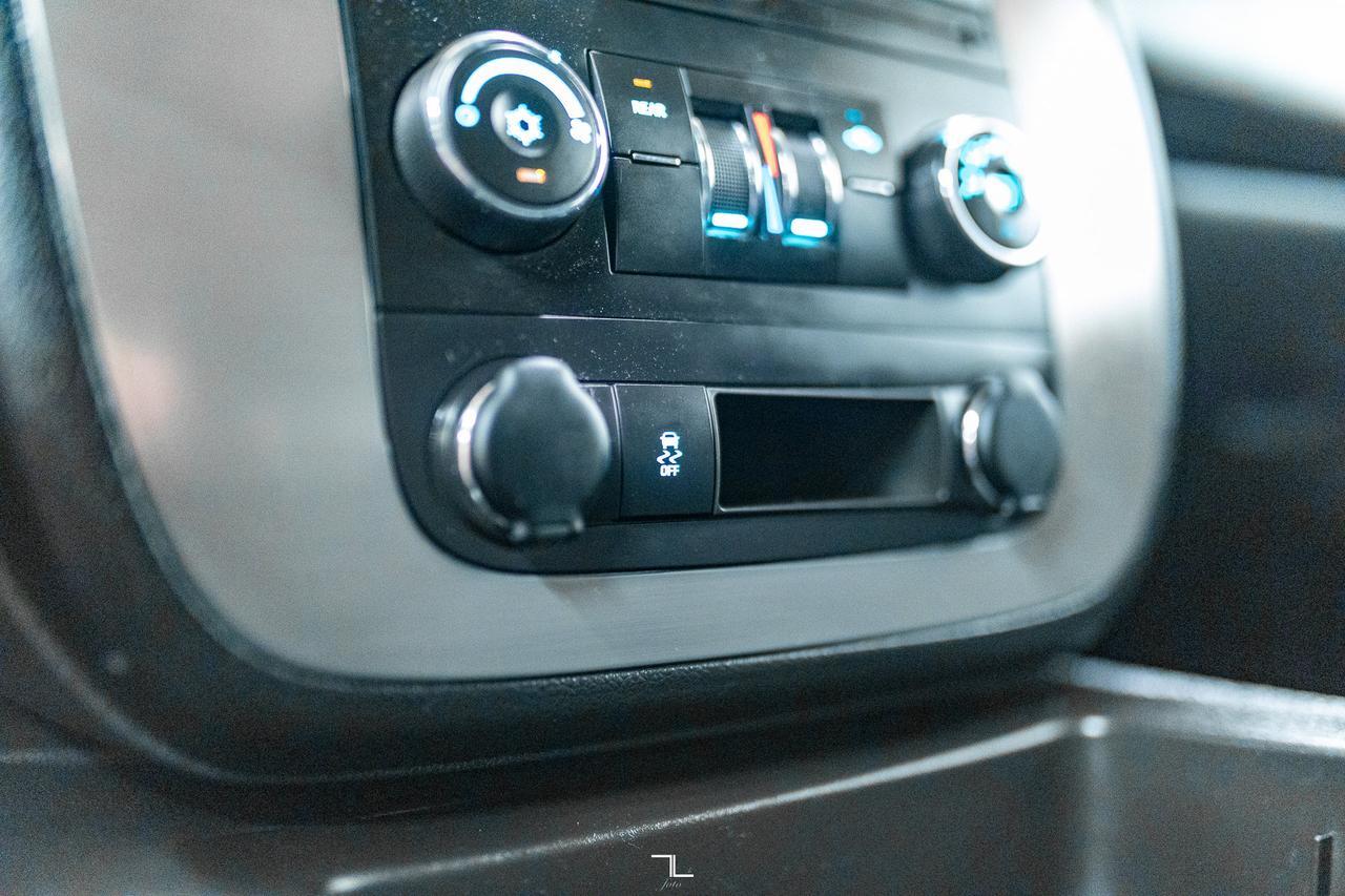 2012 Chevrolet Suburban 2500 4x4 LT PSeat 3rd Row Seating Red Deer AB