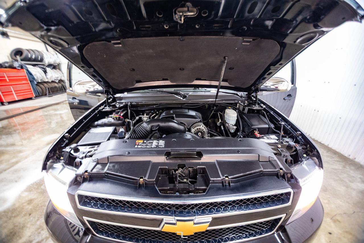 2012 Chevrolet Suburban 2500 4x4 LT PSeat 3rd Row Seating Red Deer AB