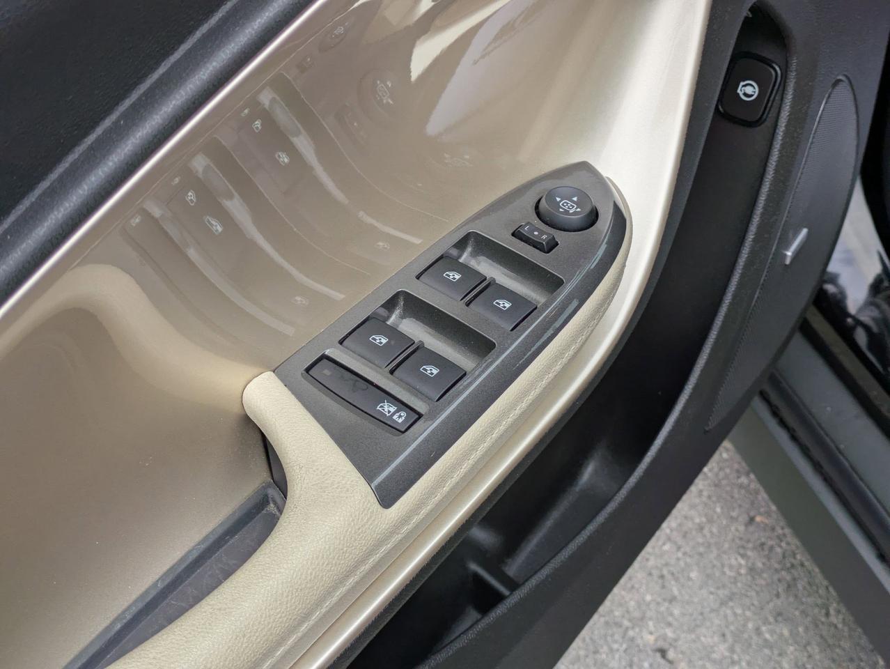 2012 Chevrolet Volt PREM Castroville TX