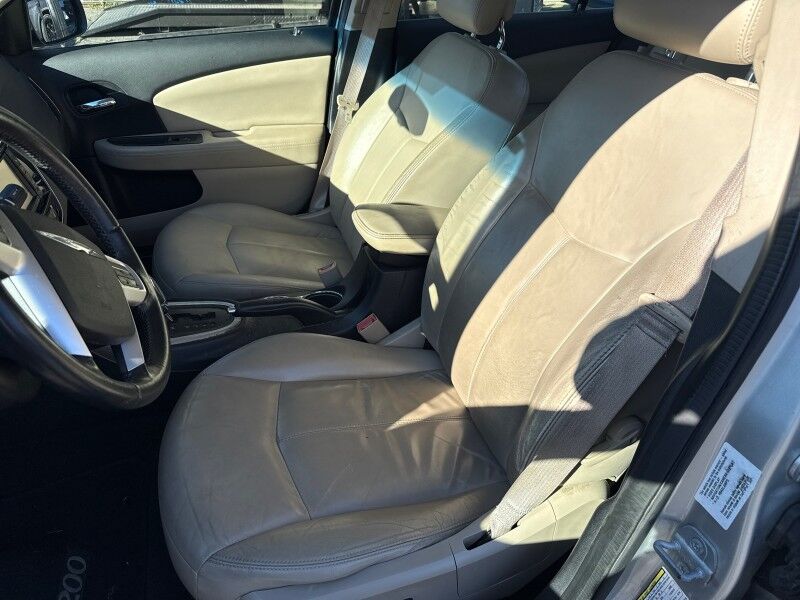 2012 Chrysler 200 Limited Sedan FWD Arlington VA