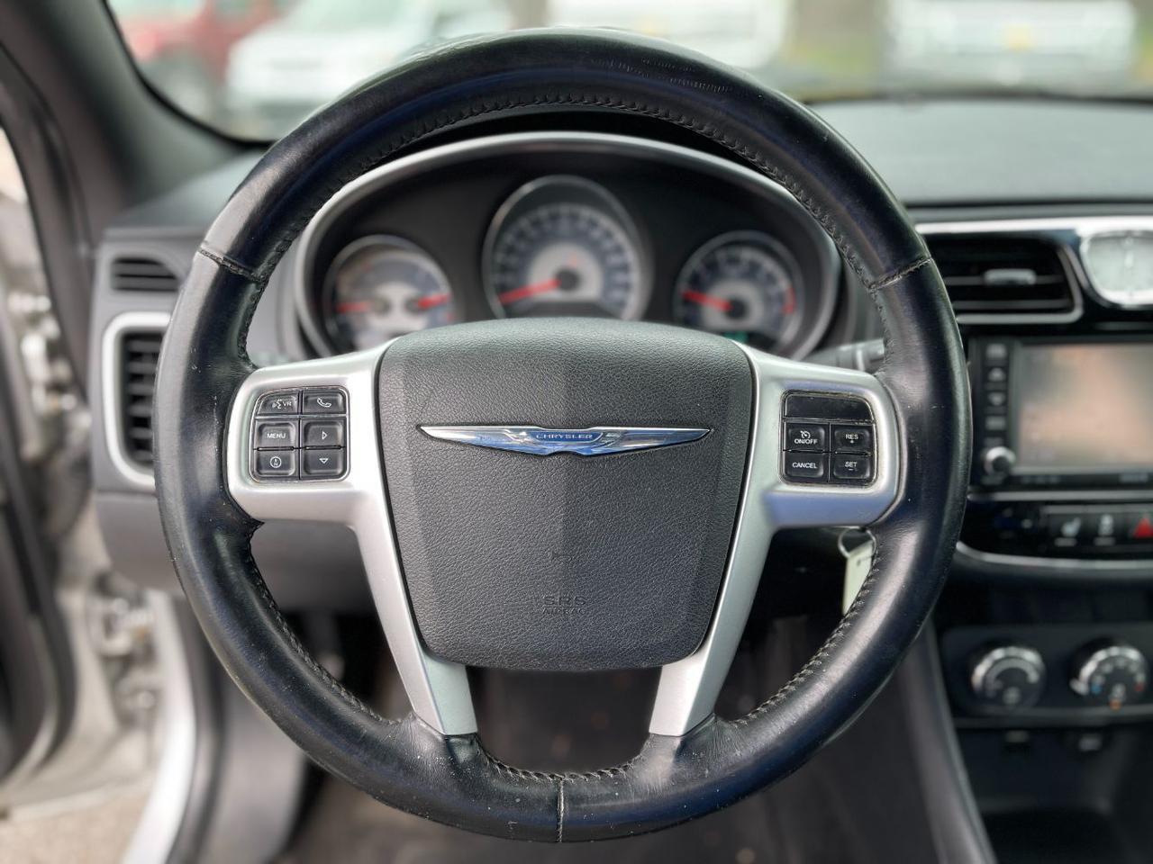 2012 Chrysler 200 Limited Hayden ID
