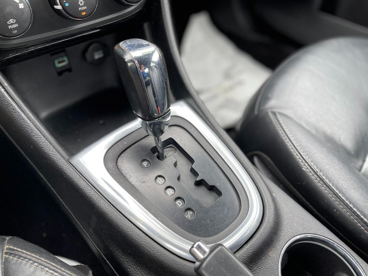 2012 Chrysler 200 Limited Hayden ID
