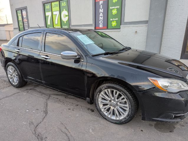2012 Chrysler 200 Limited