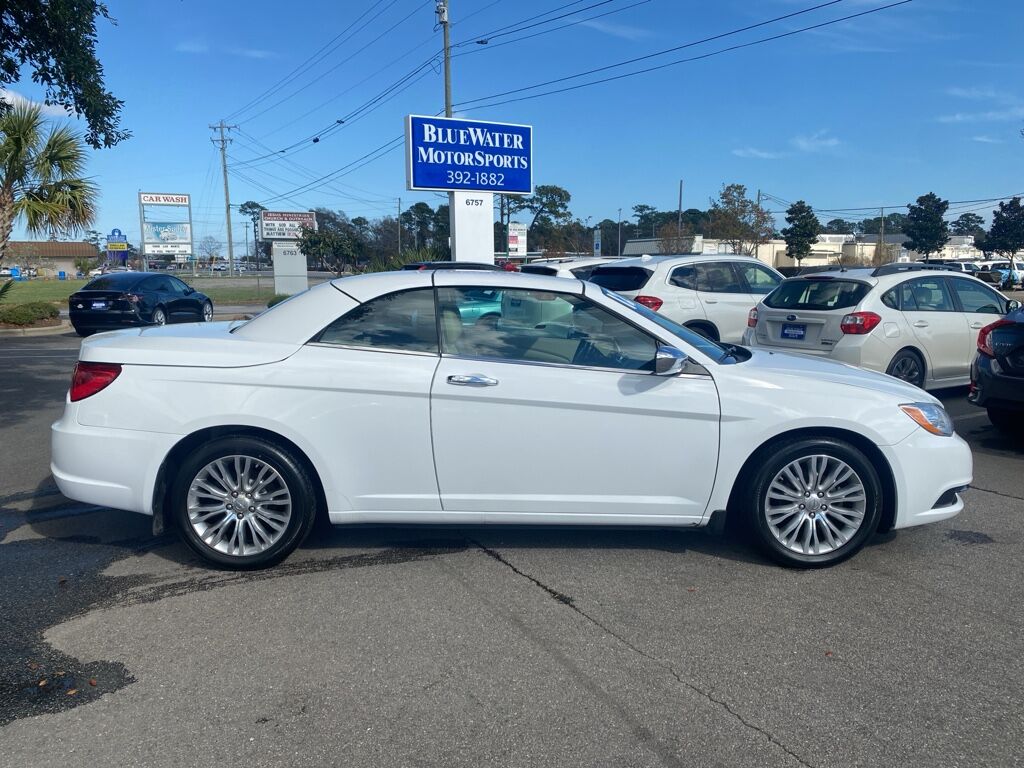 2012 Chrysler 200 Limited
