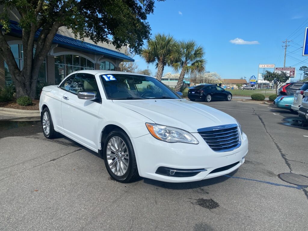 2012 Chrysler 200 Limited