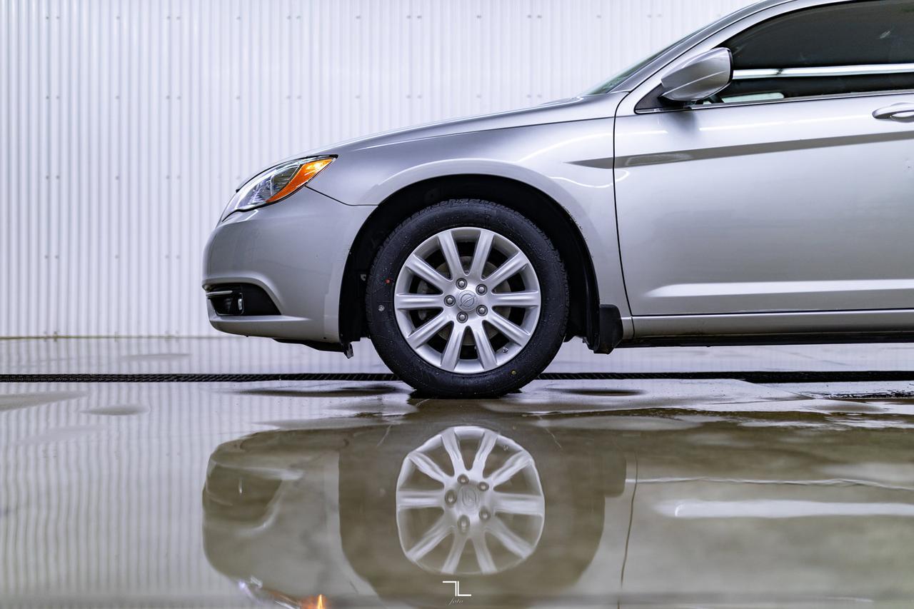 2012 Chrysler 200 Touring Red Deer AB