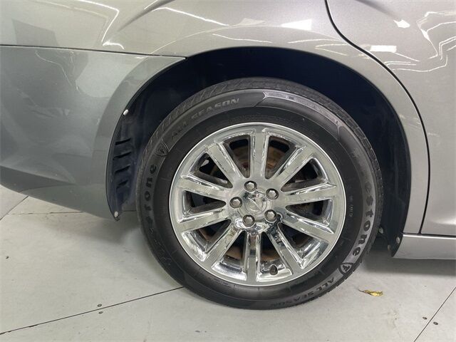 2012 Chrysler 300 Limited Columbia SC