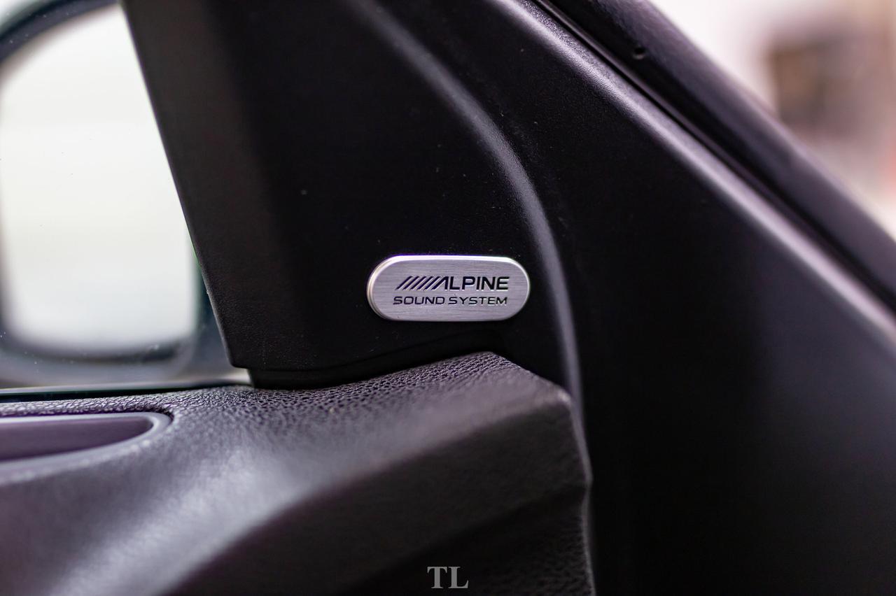 2012 Chrysler 300 Limited Leather Roof Nav BCam Red Deer AB