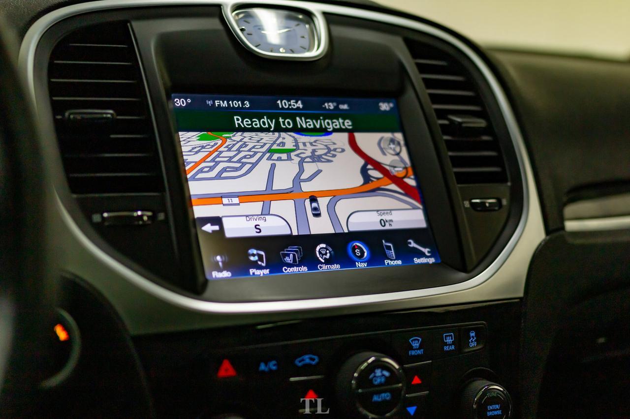 2012 Chrysler 300 Limited Leather Roof Nav BCam Red Deer AB