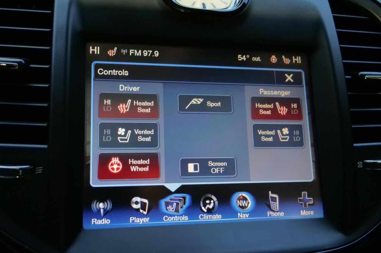 2012 Chrysler 300 SRT8 / Harmon Kardon Audio / 6.4L V8 / Pano Sunroof Lincolnton NC