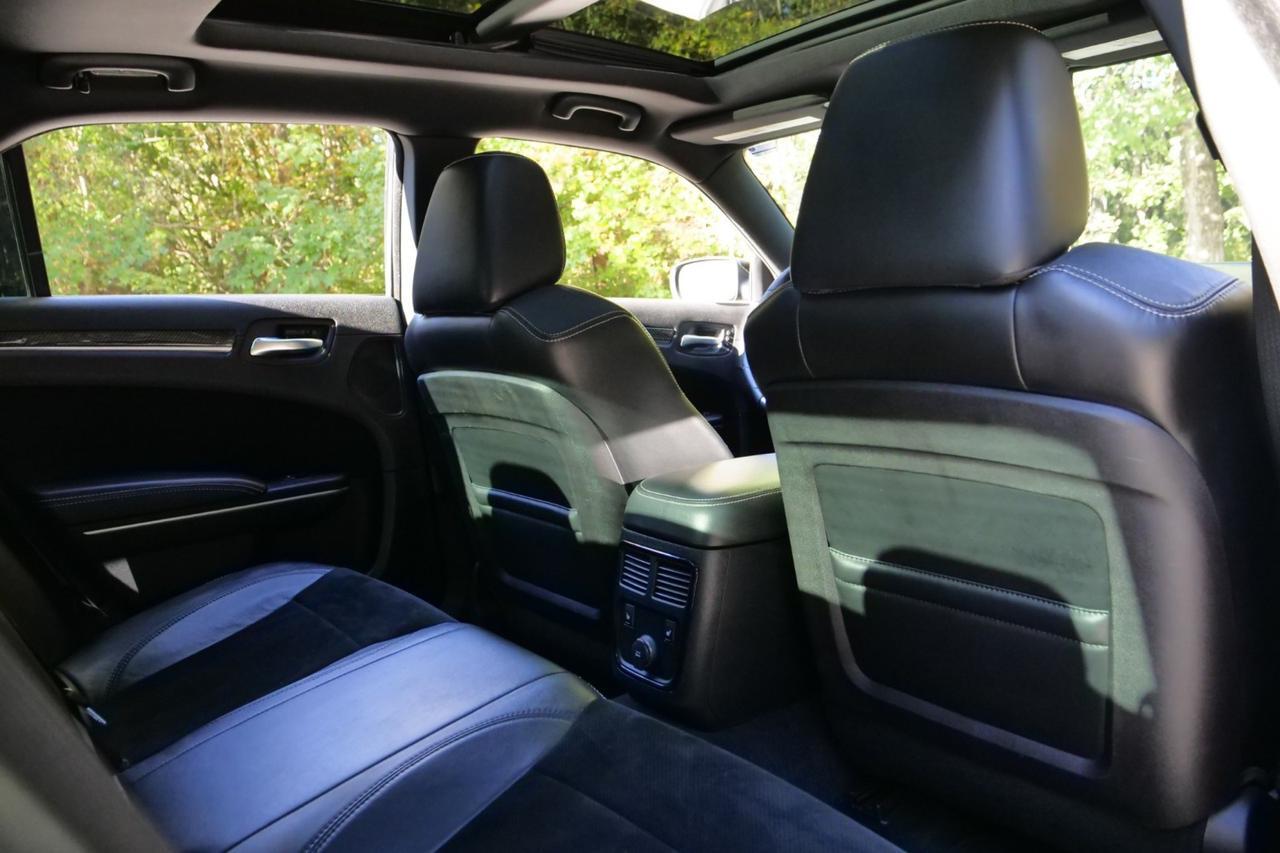 2012 Chrysler 300 SRT8 / Harmon Kardon Audio / 6.4L V8 / Pano Sunroof Lincolnton NC