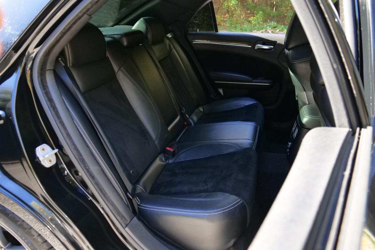 2012 Chrysler 300 SRT8 / Harmon Kardon Audio / 6.4L V8 / Pano Sunroof Lincolnton NC